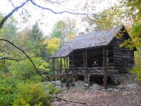 Burroughs Cabin, Slabsides, exterior